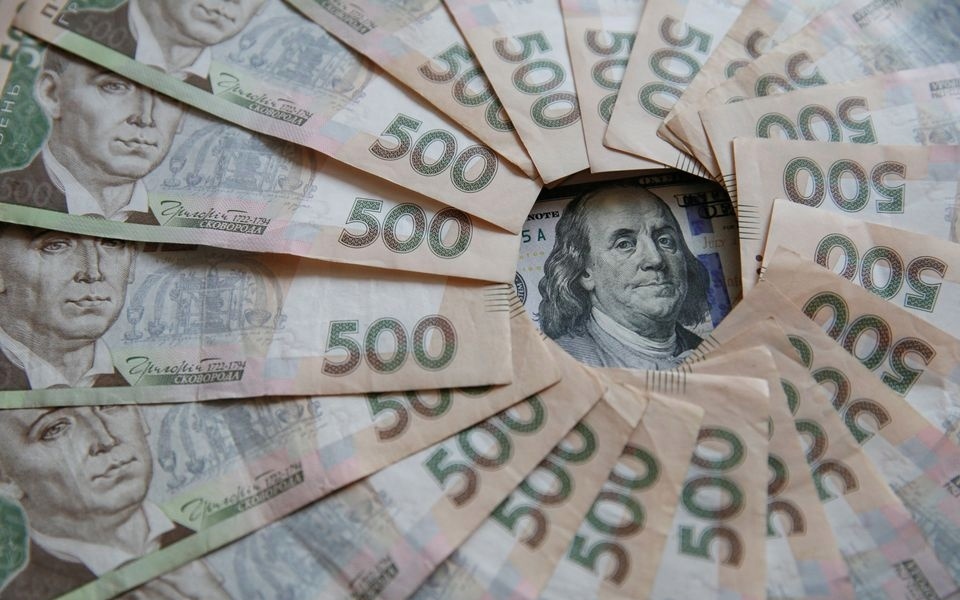 Ukraine phá giá đồng nội tệ hryvnia trong bối cảnh chiến sự với Nga